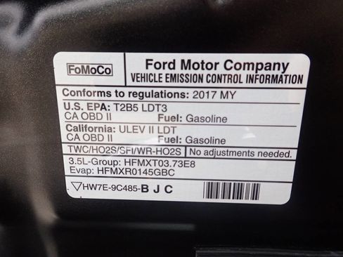 Used 2017 Ford Explorer XLT w/ Equipment Group 202A image 38