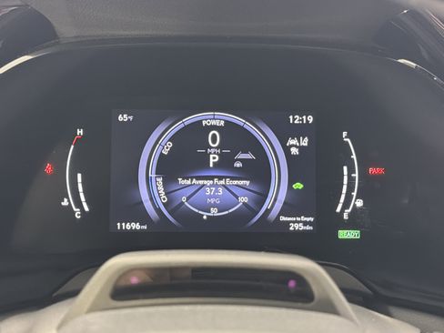 Used 2023 Lexus RX 350 w/ Accessory Package (Z1) image 13