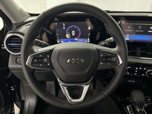 New 2026 Chevrolet Trax LT w/ Driver Confidence Package image 11