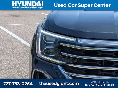 Used 2024 Volkswagen Atlas SE FWD image 9
