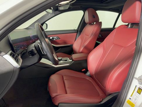 Certified 2023 BMW 330i Sedan w/ Parking Assistance Package RWD image 5