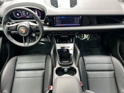 New 2026 Porsche Cayenne image 6