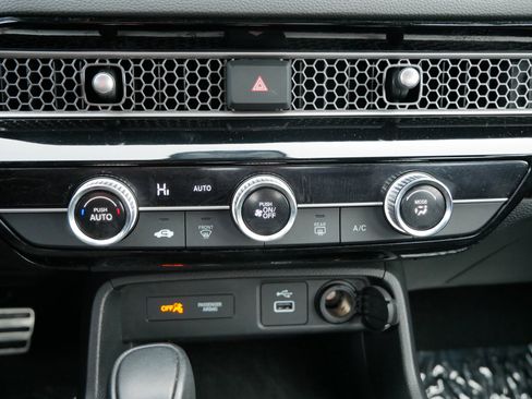 Certified 2024 Honda Civic Sport image 23