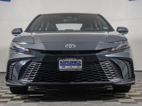Certified 2025 Toyota Camry SE image 2