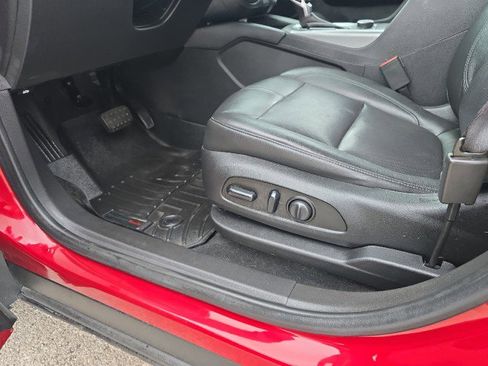 Used 2020 Chevrolet Blazer LT FWD image 15