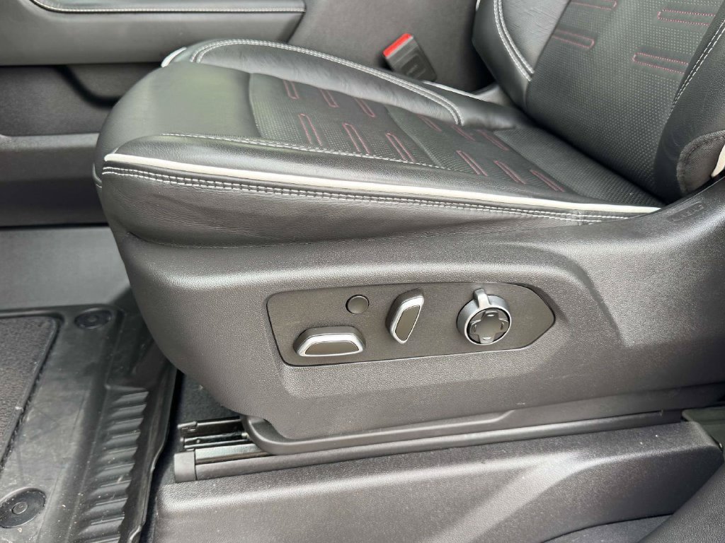 Used 2023 GMC Sierra 1500 AT4X AWD/4WD image 20