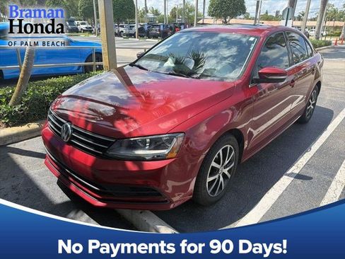 Used 2017 Volkswagen Jetta SE FWD image 1