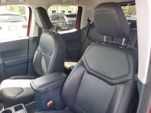 Used 2024 Ford Maverick Lariat w/ Black Appearance Package AWD/4WD image 11