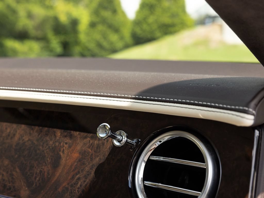 Used 2022 Bentley Continental GT AWD/4WD image 65