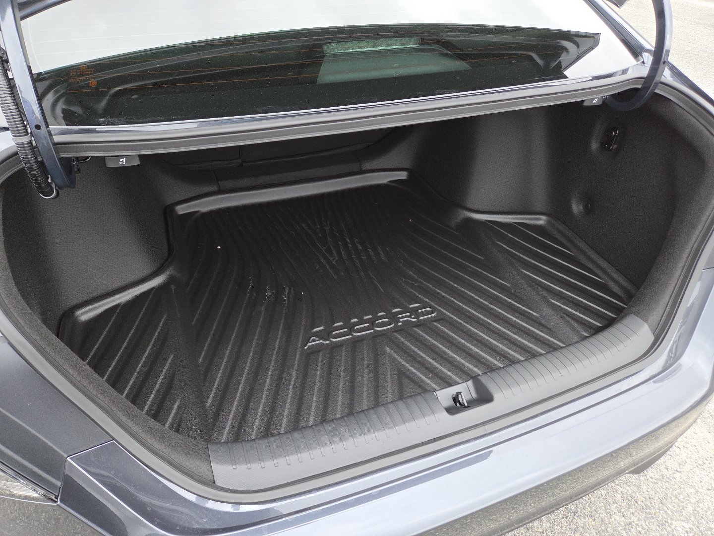 New 2026 Honda Accord SE image 18