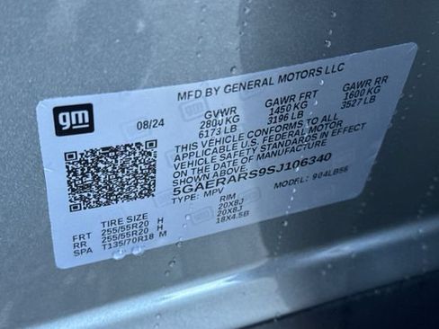 Used 2025 Buick Enclave Preferred FWD image 59