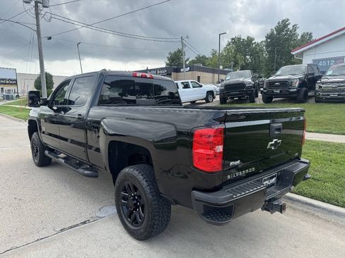 Used 2019 Chevrolet Silverado 2500 LTZ w/ Midnight Edition AWD/4WD image 3