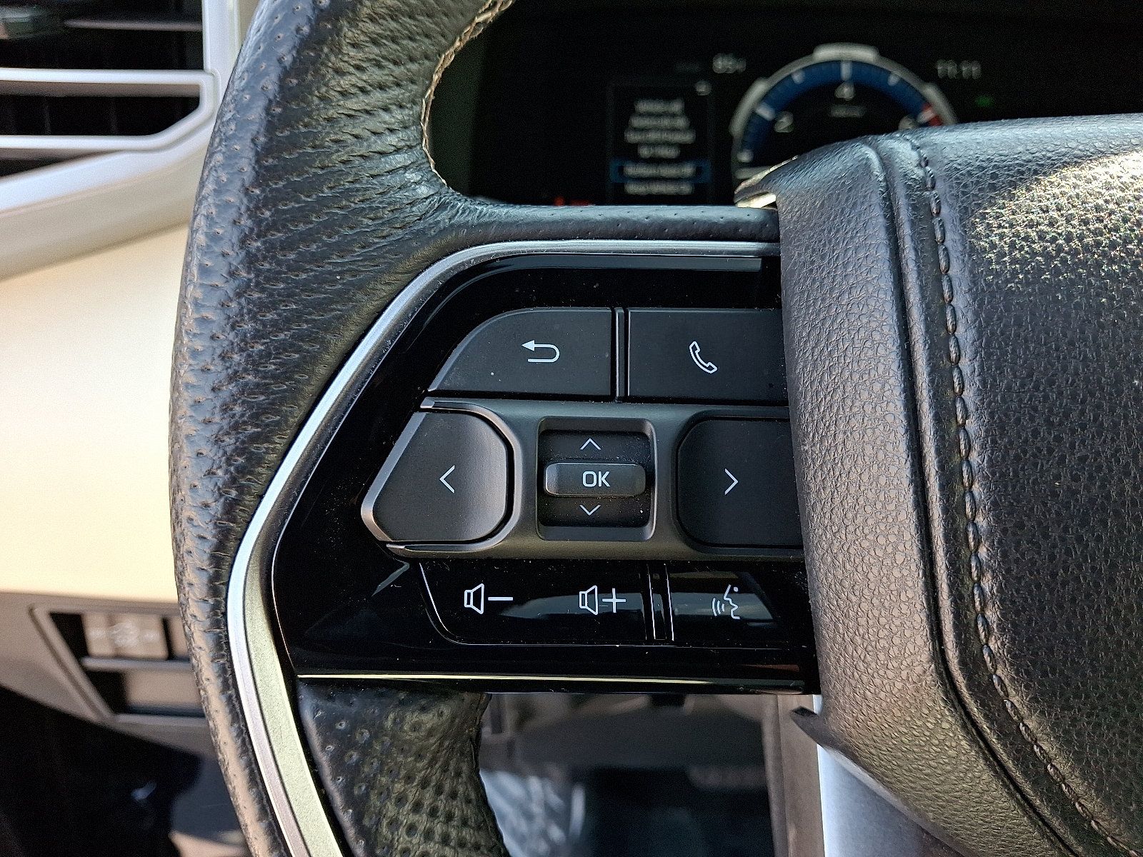 Used 2023 Toyota Tundra 1794 Edition AWD/4WD image 22