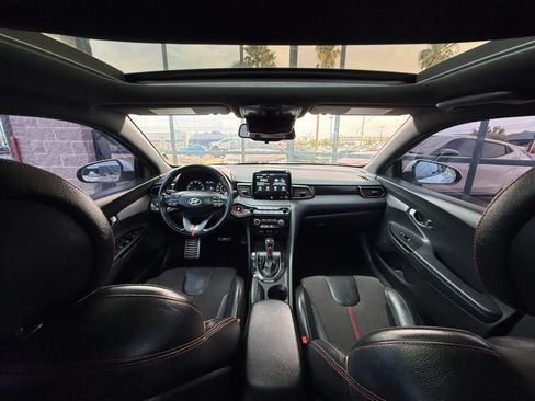 Used 2019 Hyundai Veloster Turbo FWD image 41