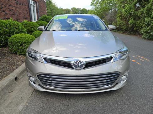Used 2013 Toyota Avalon Limited image 8
