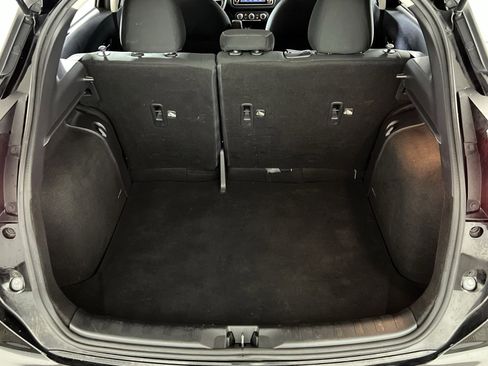 Used 2021 Nissan Kicks S image 24