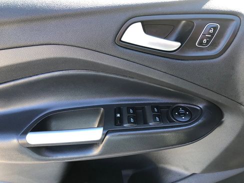 Used 2018 Ford Escape SE w/ SE Sync 3 Package image 17