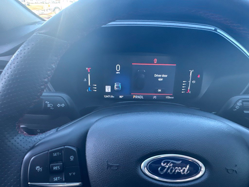 Used 2023 Ford Escape ST-Line w/ Tech Pack #1 FWD image 12