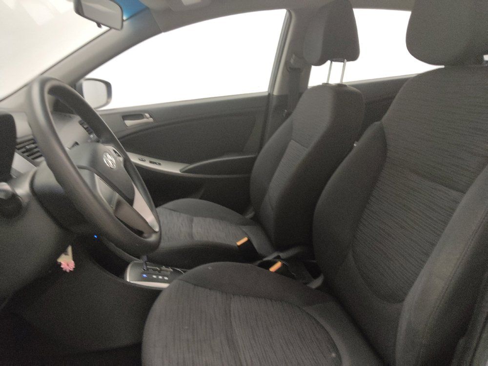 Used 2017 Hyundai Accent SE FWD image 17