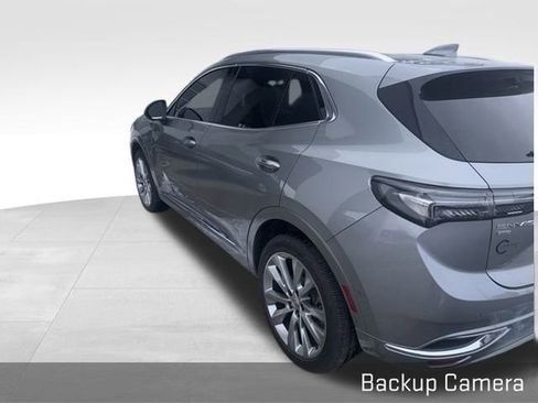 Used 2023 Buick Envision Avenir image 9