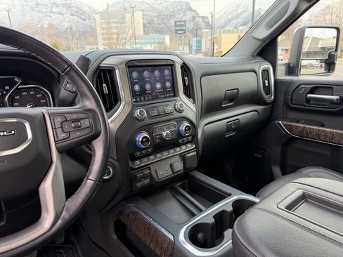 Used 2021 GMC Sierra 3500 Denali w/ Denali Ultimate Package image 27
