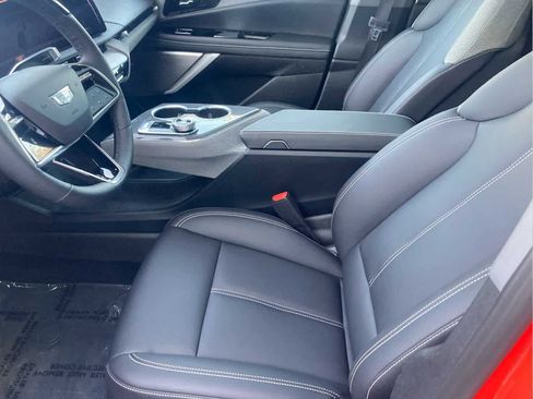 Used 2025 Cadillac Optiq Sport 1 w/ LPO, Floor Liner Package image 10