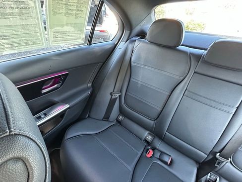 Used 2025 Mercedes-Benz C 300 4MATIC Sedan image 12