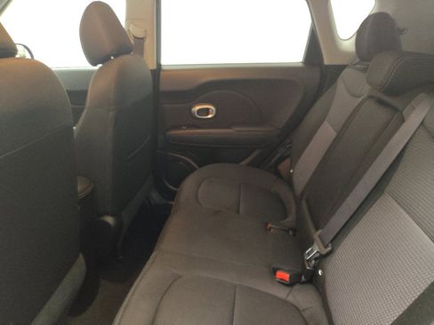 Used 2017 Kia Soul + FWD image 18