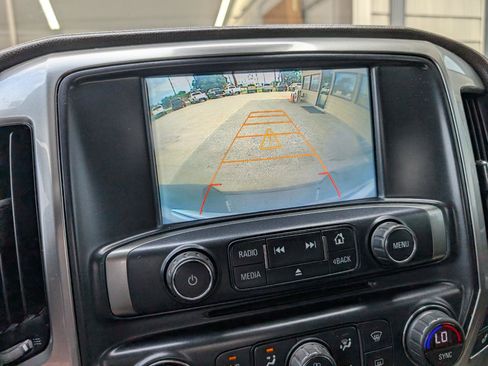 Used 2017 Chevrolet Silverado 2500 LTZ w/ Vortec Plus Package AWD/4WD image 21