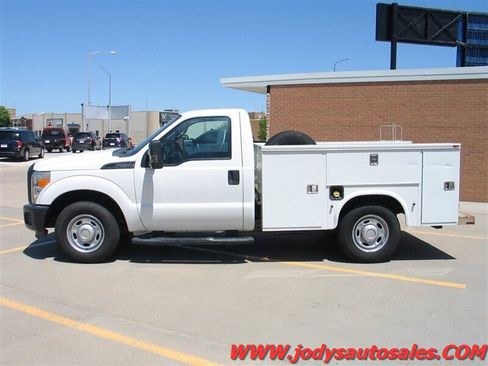 Used 2013 Ford F250 XL RWD image 23