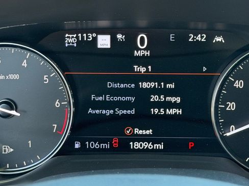 Used 2023 Buick Envision Avenir AWD/4WD image 25