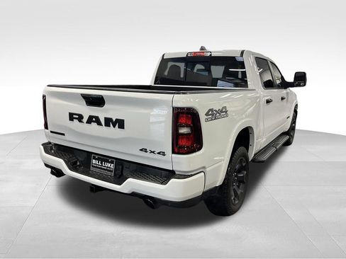 Used 2025 RAM 1500 Big Horn AWD/4WD image 10
