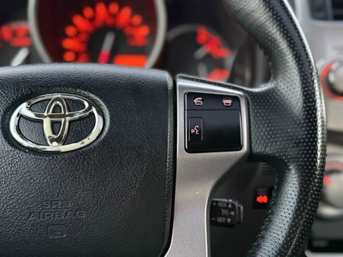 Used 2010 Toyota 4Runner SR5 image 33