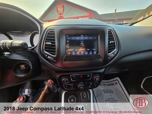Used 2018 Jeep Compass Latitude w/ Popular Equipment Group AWD/4WD image 16