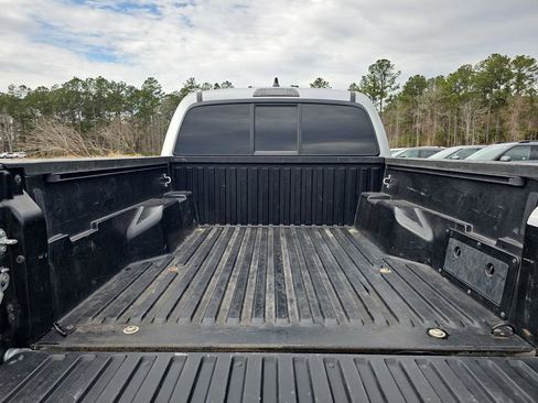 Used 2023 Toyota Tacoma SR image 14