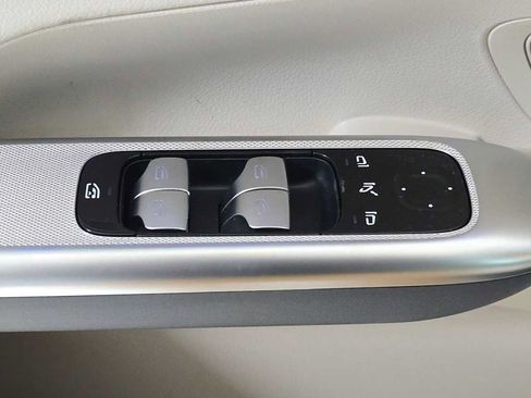 New 2026 Mercedes-Benz GLC 300 4MATIC image 24
