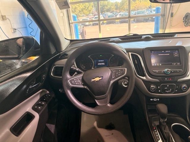 Used 2022 Chevrolet Equinox LT FWD image 18