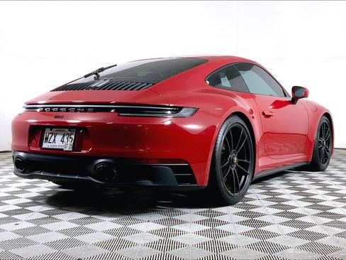 Certified 2024 Porsche 911 Carrera GTS RWD image 9