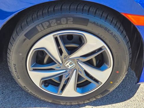 Certified 2021 Honda Civic LX image 9