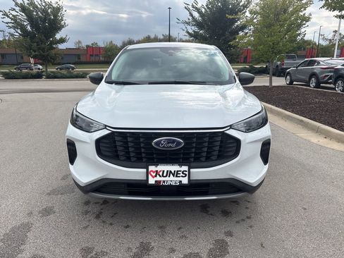 Used 2024 Ford Escape Active image 2