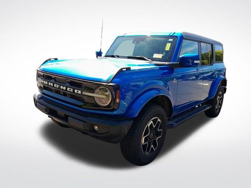 Used 2023 Ford Bronco Outer Banks AWD/4WD image 3
