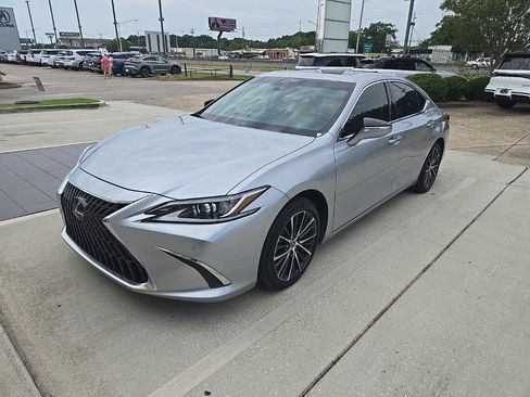 Used 2025 Lexus ES 350 w/ Premium Package FWD image 1