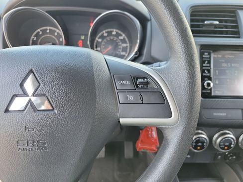 Used 2025 Mitsubishi Outlander Sport ES image 29