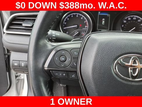 Used 2024 Toyota Camry SE image 14