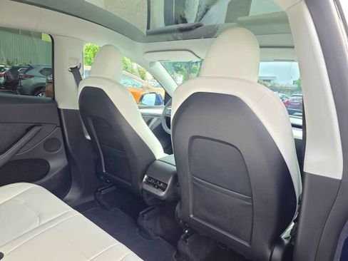 Used 2023 Tesla Model Y Long Range AWD/4WD image 38