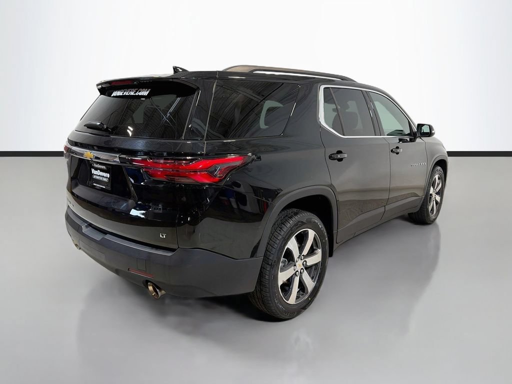 Used 2023 Chevrolet Traverse LT w/ LT Premium Package AWD/4WD image 9