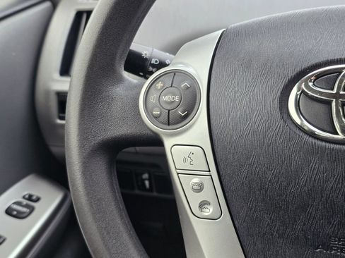 Used 2012 Toyota Prius V Three FWD image 34