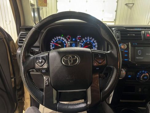 Used 2016 Toyota 4Runner TRD Pro image 18