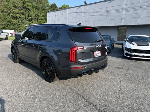 Used 2022 Kia Telluride EX w/ EX Premium Package AWD/4WD image 6