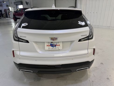Used 2024 Cadillac XT4 Sport image 4